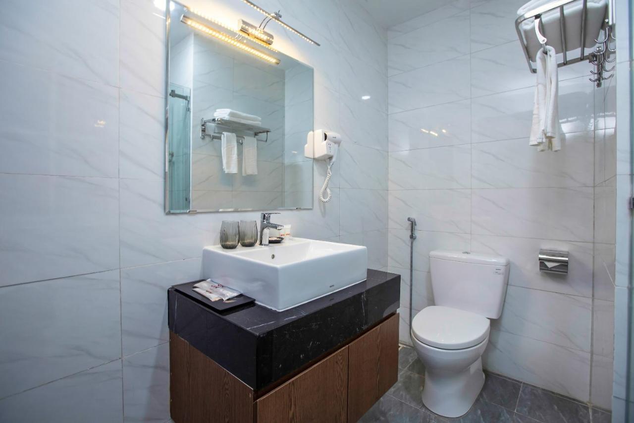 Hoang Long Hotel Hạ Long Extérieur photo